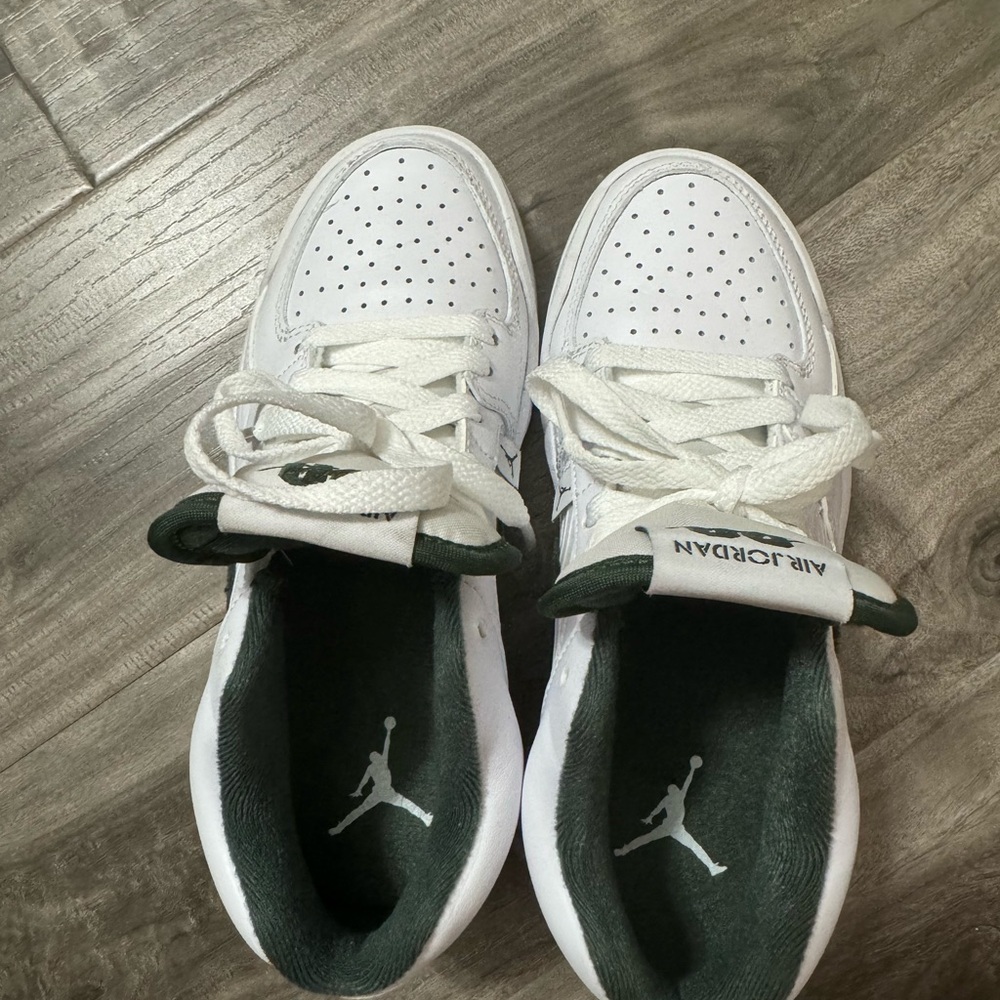 Nike Air Jordan White and Green Women's Shoes